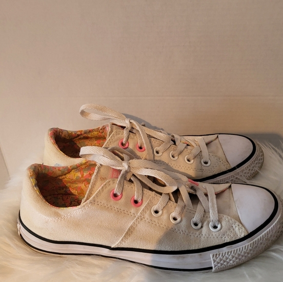 Converse White Sneakers with Pink Accents, Size 9 - Picture 3 of 5